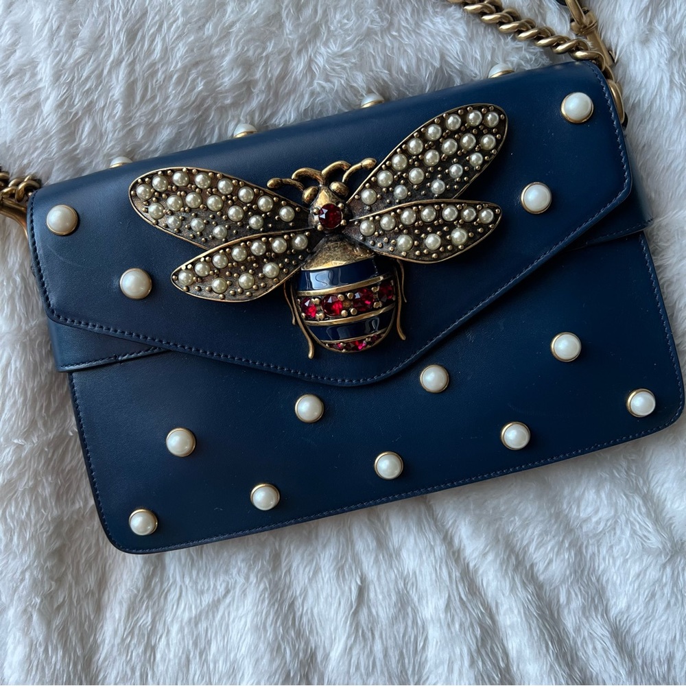 Gucci Broadway Pearly Bee Purse